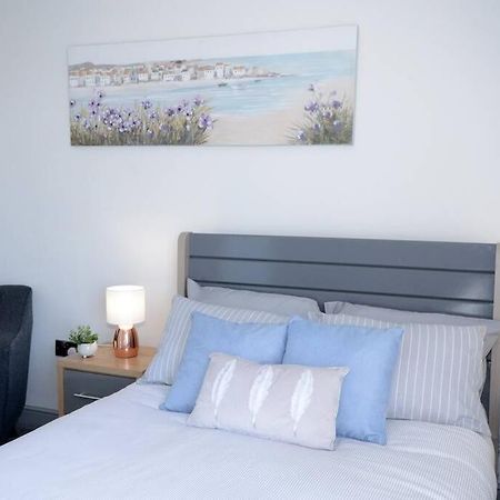 Renovated House Near Darlington Train Station. Villa Esterno foto
