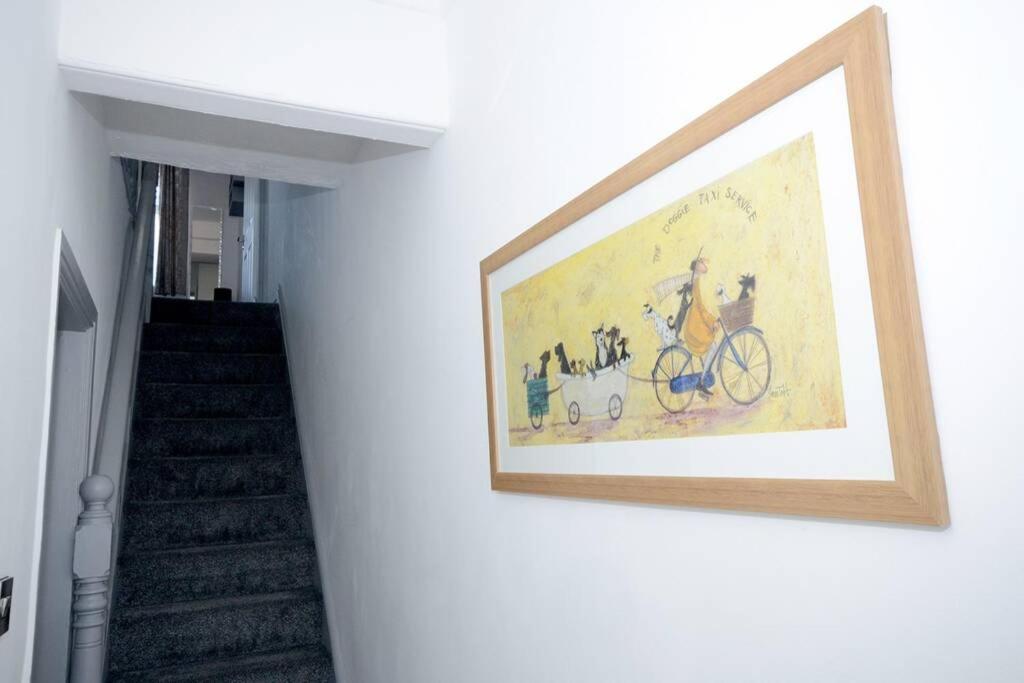 Renovated House Near Darlington Train Station. Villa Esterno foto